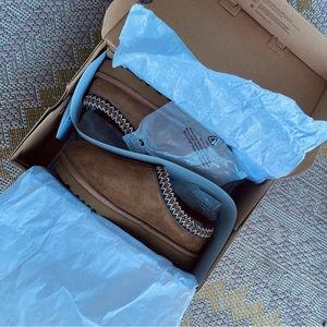 Ugg Tasman Shoes Size 8 Women’s